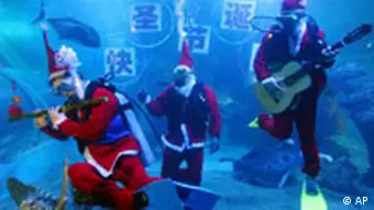 BdT Santa Clause in China unter Wasser