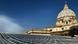 Blick auf die Solarkollektoren an Nebengeäuden des Petersdoms (Foto: Solarworld) Blick auf die Solarkollektoren an Nebengeäuden des Petersdoms (Foto: Solarworld)