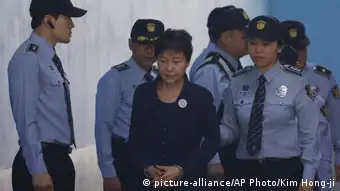 Südkorea Ex-Präsidentin Park Geun-hye vor Gericht in Seoul