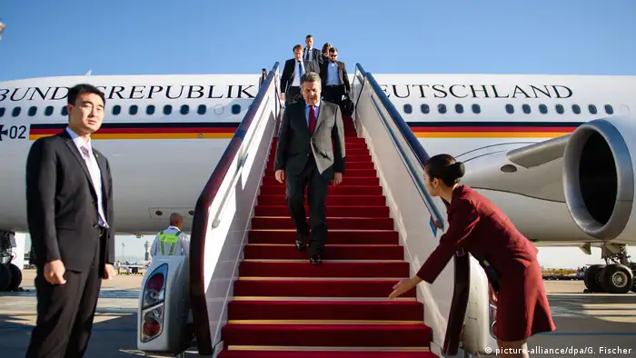 China | Bundesaußenminister Gabriel besucht China