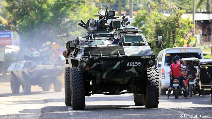 Philippinen Soldaten auf der Straße nach Marawi
