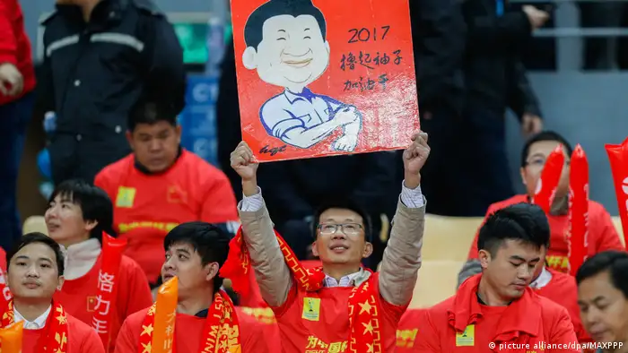China Fussball | Fan (picture alliance/dpa/MAXPPP)
