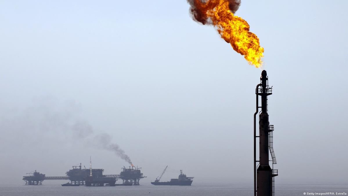 OPEC agrees to extend oil production cut