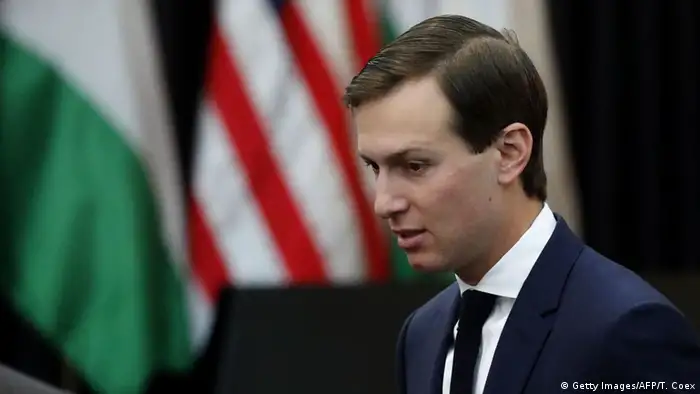 El yerno y asesor del presidente estadounidense Donald Trump, Jared Kushner, negó haber cometido colusión con Rusia, en declaración enviada a comités de inteligencia del Senado y la Cámara de Representantes. Kushner insiste en que no tuvo contactos inapropiados con individuos que hubieran sido o fueran en ese momento representantes del Gobierno ruso. (24.07.2017)