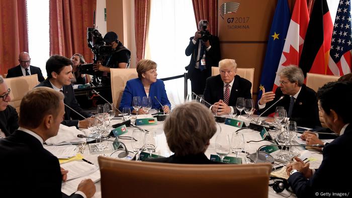 G7 Gipfel runder Tisch (Getty Images/)
