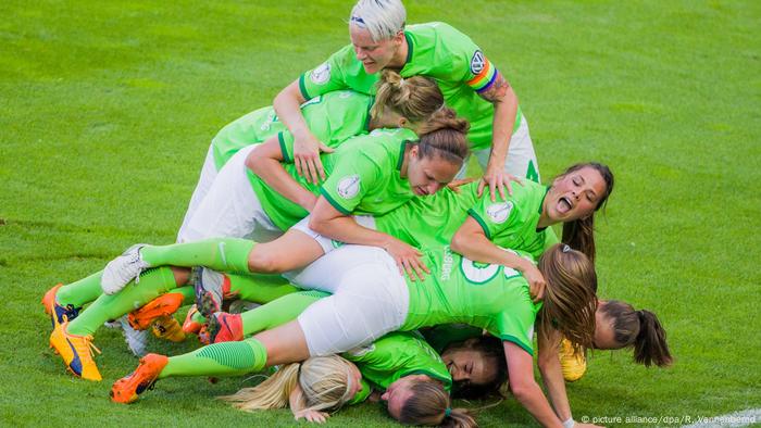 Wolfsburg Erneut Dfb Pokalsieger Der Frauen Sport Dw 27 05 2017