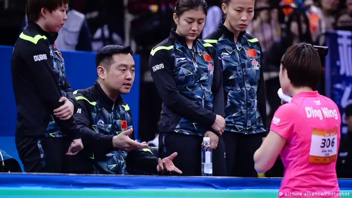 China Kong Linghui, Tischtennis-Trainer der Frauen