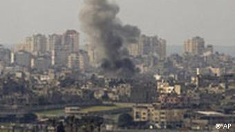 Сектор Газа под обстрелом с воздуха