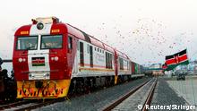 31.05.2017+++Mombasa, Kenia+++
A cargo train is launched to operate on the Standard Gauge Railway (SGR) line constructed by the China Road and Bridge Corporation (CRBC) and financed by Chinese government in Kenya's coastal city of Mombasa, May 30, 2017. REUTERS/Stringer TPX IMAGES OF THE DAY