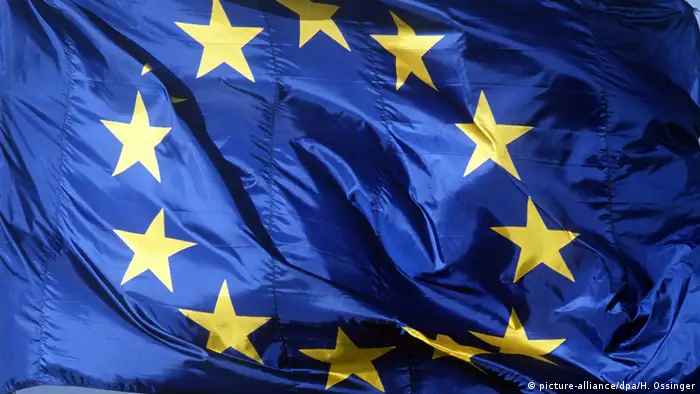 EU flag (picture-alliance/dpa/H. Ossinger)