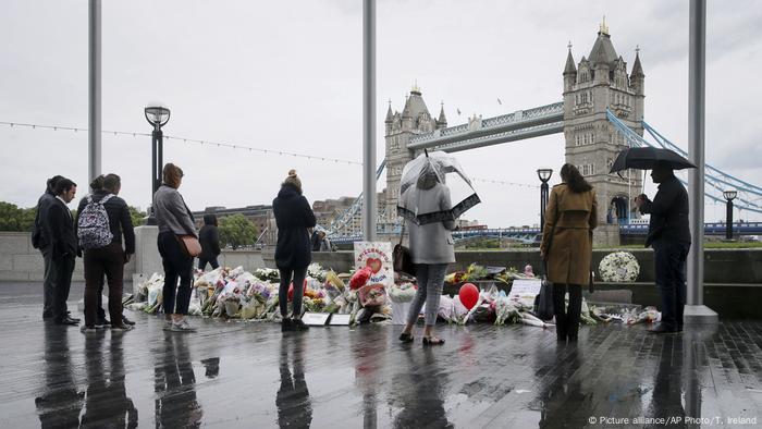 Nach Terroranschlag in London (Picture alliance/AP Photo/T. Ireland)