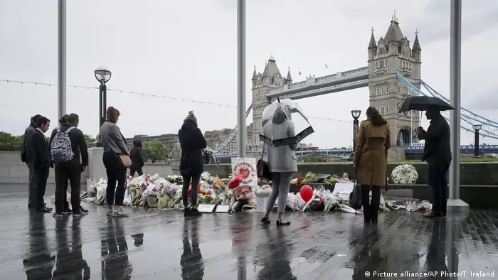 Nach Terroranschlag in London (Picture alliance/AP Photo/T. Ireland)