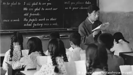 China Englisch Klasse Unterricht Schule (picture alliance/Glasshouse Images)