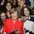 Bundeskanzlerin Merkel & Familienministerin Barley mit Jugendlichen aus G20-Staaten