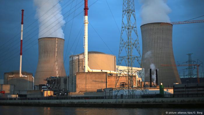 Belgien Atomkraftwerk Tihange (Foto: picture alliance/dpa/O. Berg)