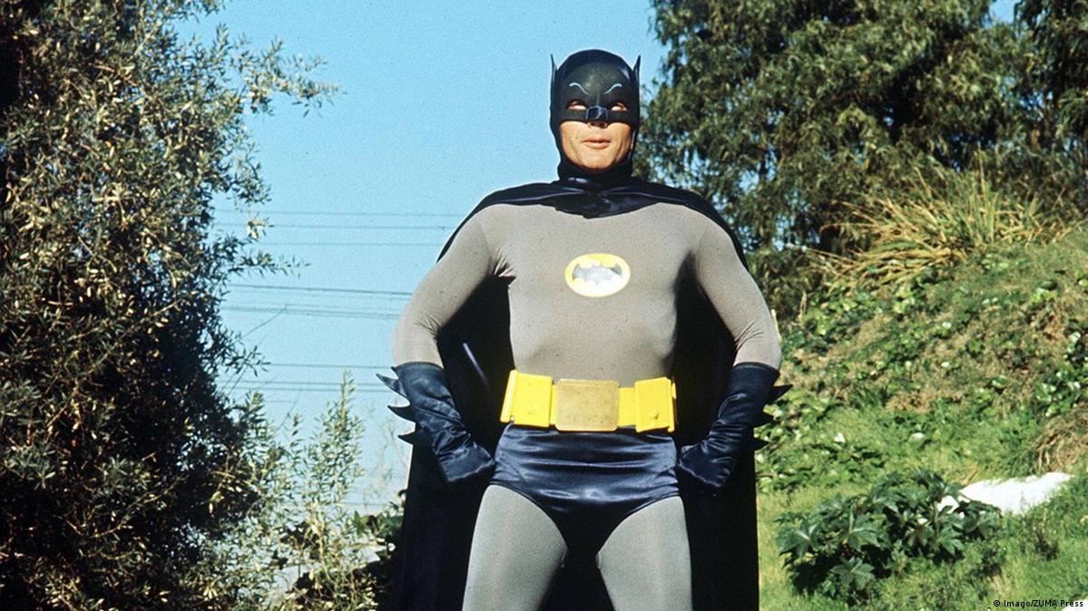 Adam West, TV's 'Batman,' dies age 88 – DW – 06/10/2017