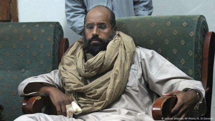 Saif al Islam después de ser capturado por combatientes revolucionarios en Zenten, Libia (19.11.2011)
