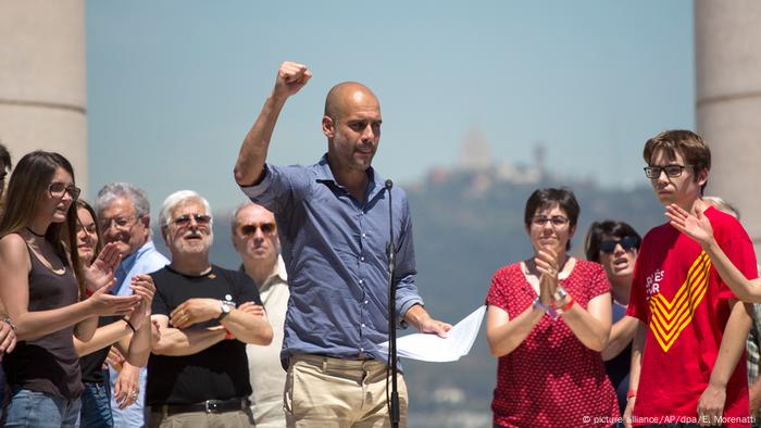 Demonstration für Unabhängiges Katalonien Pep Guardiola (picture alliance/AP/dpa/E. Morenatti)
