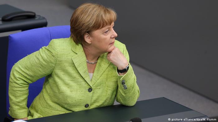 Deutschland | Bundeskanzlerin Angela Merkel im Bundestag