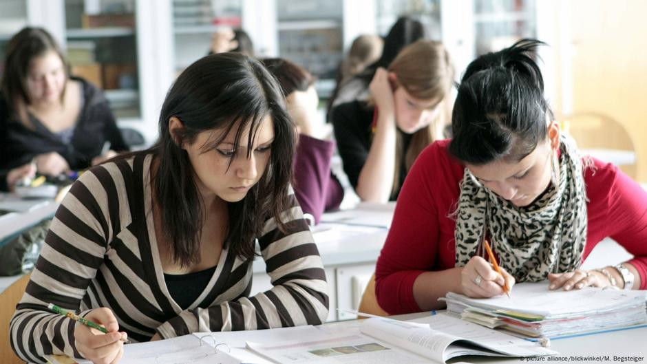 Gjermania shqyrton shtimin e lëndës  lufta dhe fatkeqësitë  në kurrikulën shkollore