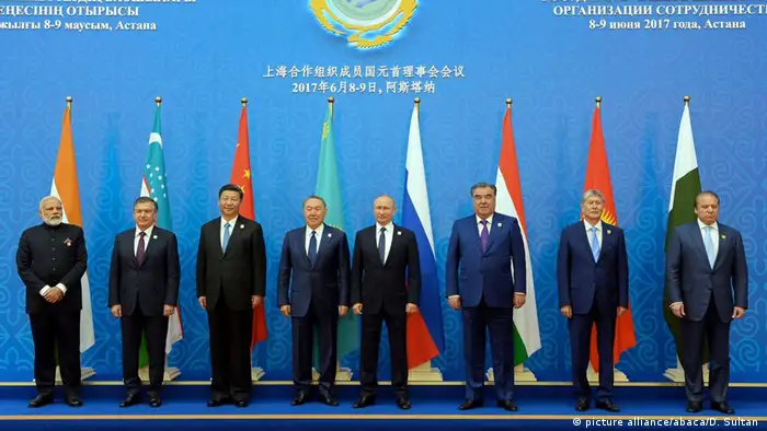 Kassachstan Indien und Pakistan werden Mitglieder im Schanghai-Kooperations-Rat