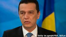 Dimite casi en pleno el gobierno de Rumanía