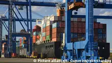 Container port, Charleston, South Carolina, United States of America, North America | Verwendung weltweit, Keine Weitergabe an Wiederverkäufer.