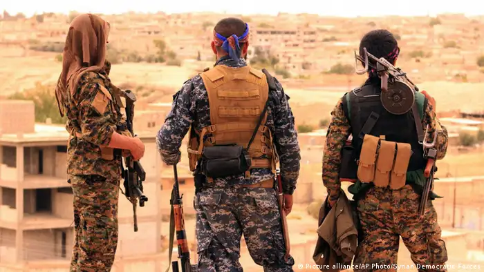 SDF bei Raqqa