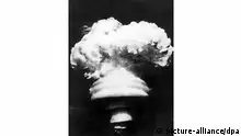China Wasserstoffbombe 1967 (picture-alliance/dpa)