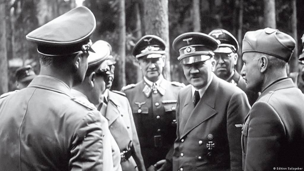 هتلر عدد جيش كيف وضع
