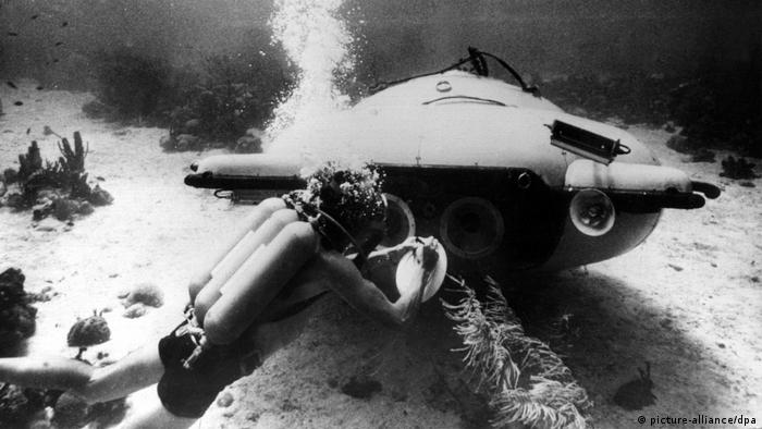 Frankreich Jacques Cousteau und seine Erfindungen (picture-alliance/dpa)