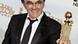 Der britische Regisseur Danny Boyle hält in seiner linken Hand den Globe, einen Turm mit einer Weltkugel (Quelle: dpa) Der britische Regisseur Danny Boyle hält in seiner linken Hand den Globe, einen Turm mit einer Weltkugel (Quelle: dpa)
