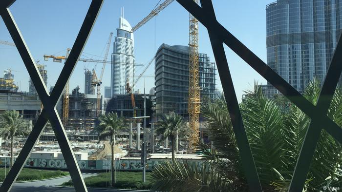 Dehnungsfungen von Migua in der Dubai Mall (Migua)