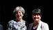 Großbritannien Theresa May mit Arlene Fostervor 10 Downing Street Großbritannien Theresa May mit Arlene Fostervor 10 Downing Street