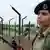 Indien Grenzsoldatinnen an der Grenze zu Pakistan