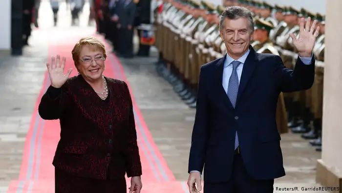 Chile Macri und Bachelet (Reuters/R. GarridoREUTERS)