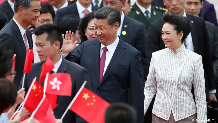 China Ankunft von Xi Jinping in Hongkong
