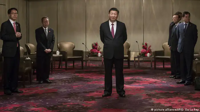 Hongkong Treffen von Xi Jinping und Leung Chun-ying
