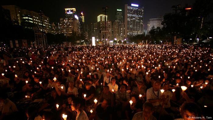 En el vigésimo aniversario de la brutal represión del Gobierno chino en la plaza de Tiananmen.