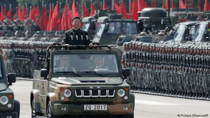 China Militär-Parade in Honh Kong für Xi Jinping