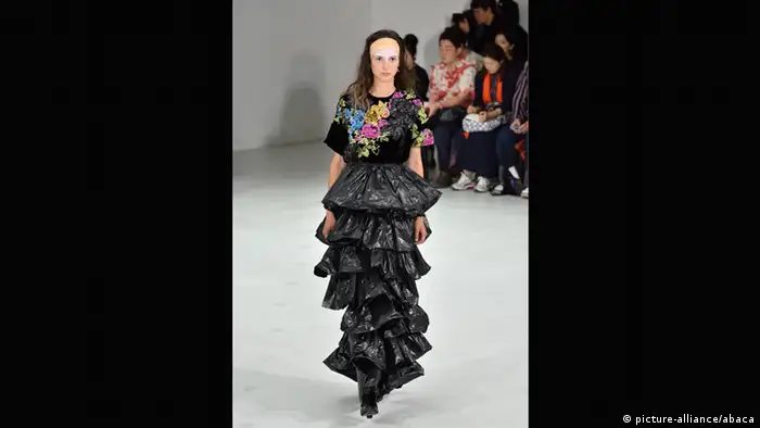 Haute Couture Fashion Week in Paris (picture-alliance/abaca)