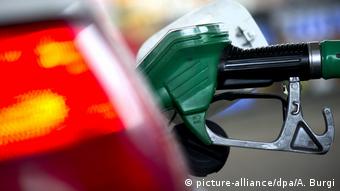 Αύξηση της βενζίνης κατά 27% μέσα σε ένα χρόνο Αύξηση της βενζίνης κατά 27% μέσα σε ένα χρόνο