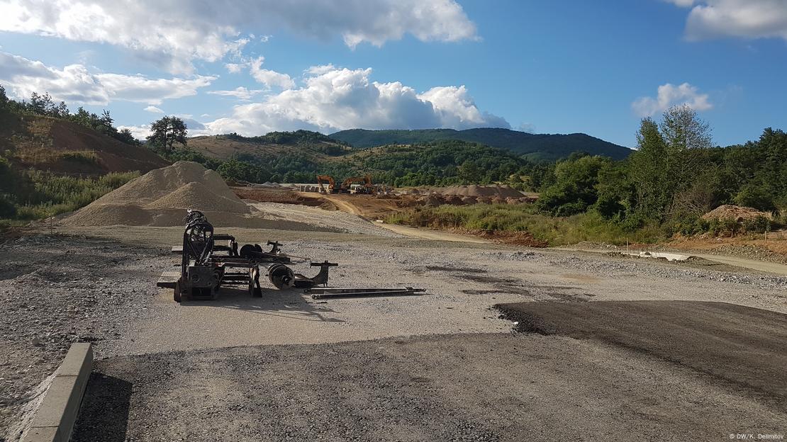 Изградбата на автопатот Кичево-Охрид доцни со години