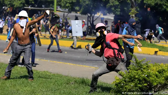 Venezuela Krise Protest (Picture alliance/Zumapress/J. Carlos)