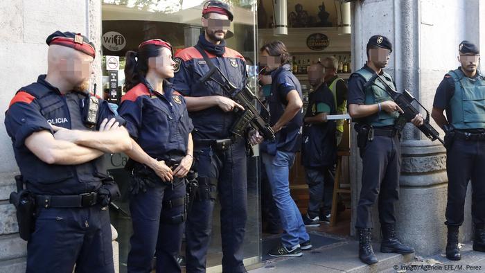 Spanien Barcelona Camorra Razzia (Imago/Agencia EFE/M. Perez)