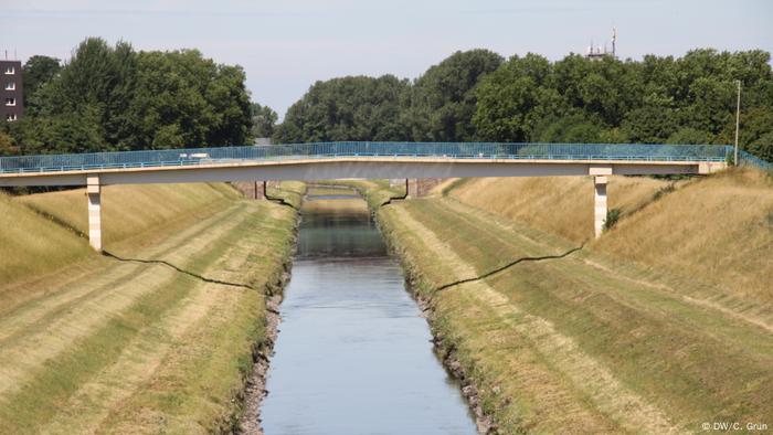 Die Emscher wird wieder zum Fluss DW Deutsch Lernen