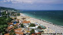 View over resort, Golden Sands, Black Sea coast, Bulgaria, Europe | Verwendung weltweit, Keine Weitergabe an Wiederverkäufer.