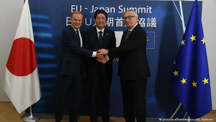 EU-Japan- Gipfel in Brüssel (picture-alliance/abaca/D. Aydemir )