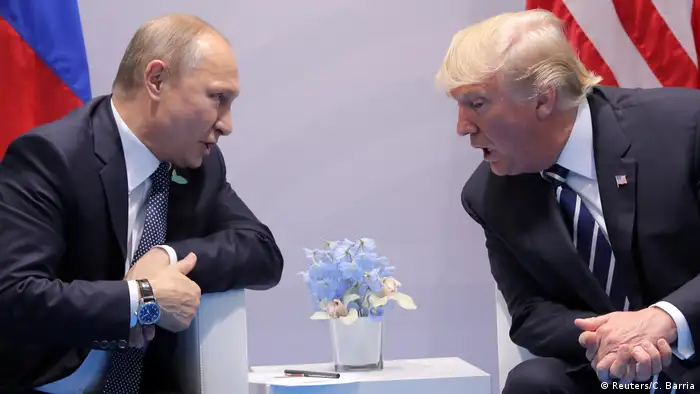 Deutschland Hamburg - Donald Trump und Vladimir Putin (Reuters/C. Barria)