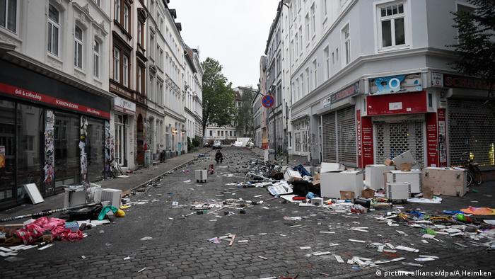Гамбург, район Шанценфиртель после протестов